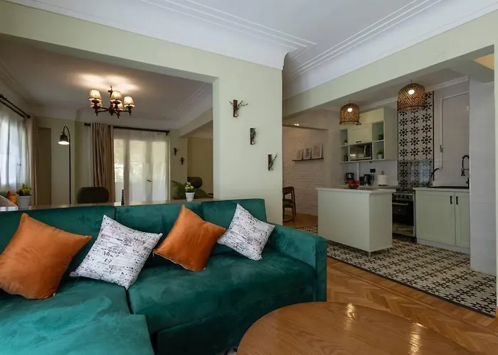 Charming 2Br Oasis In Heliopolis W Covered Patio